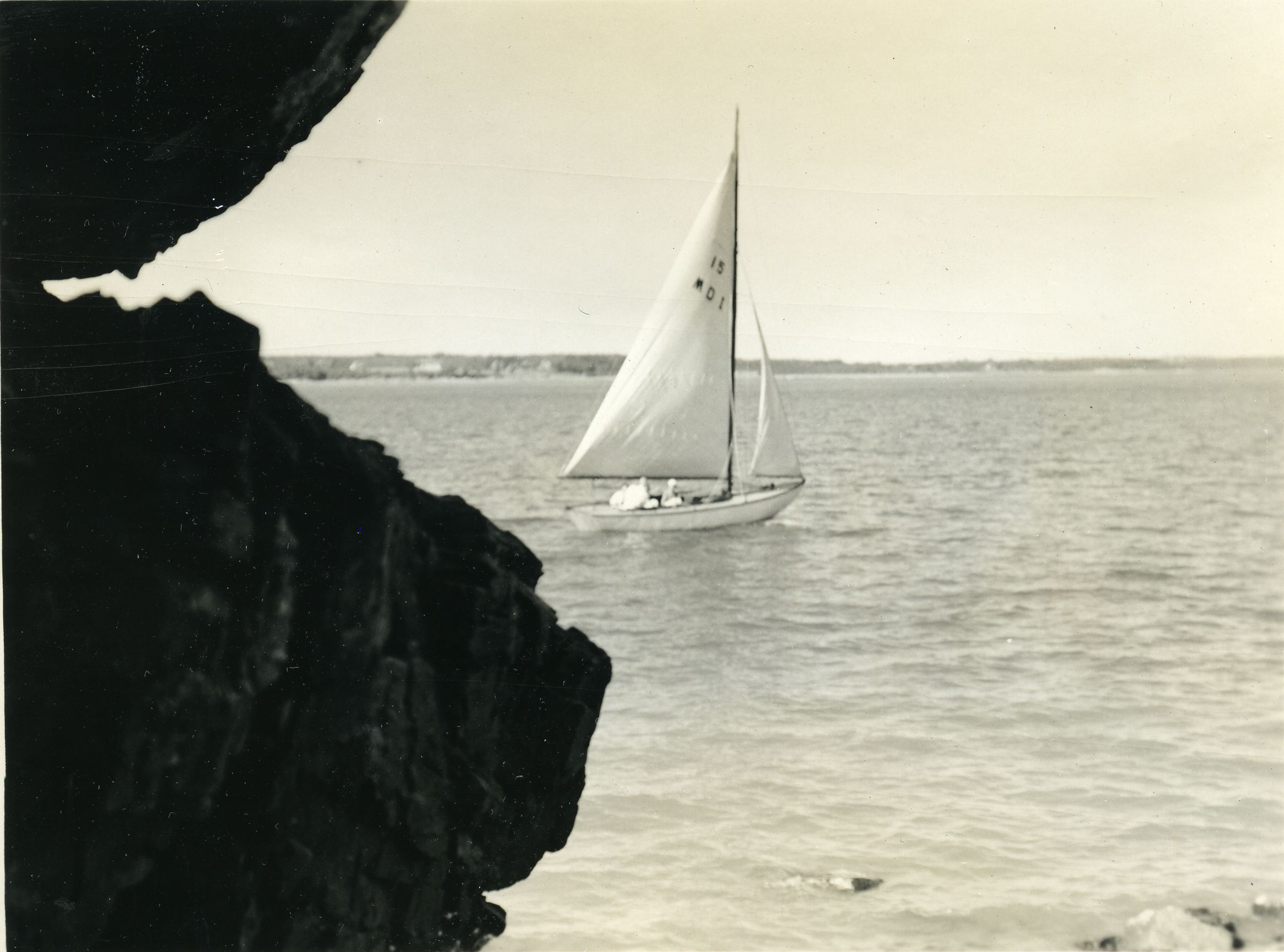 SAILBOAT - NEAR OVENS