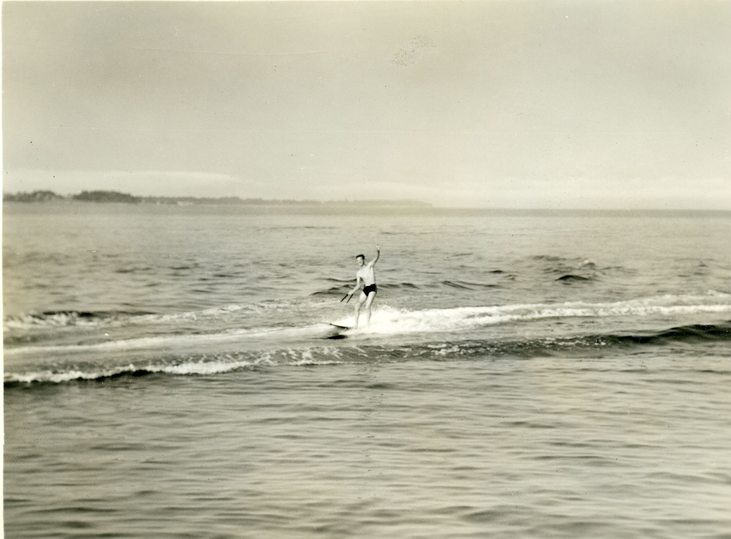 AQUAPLANING - SALISBURY COVE