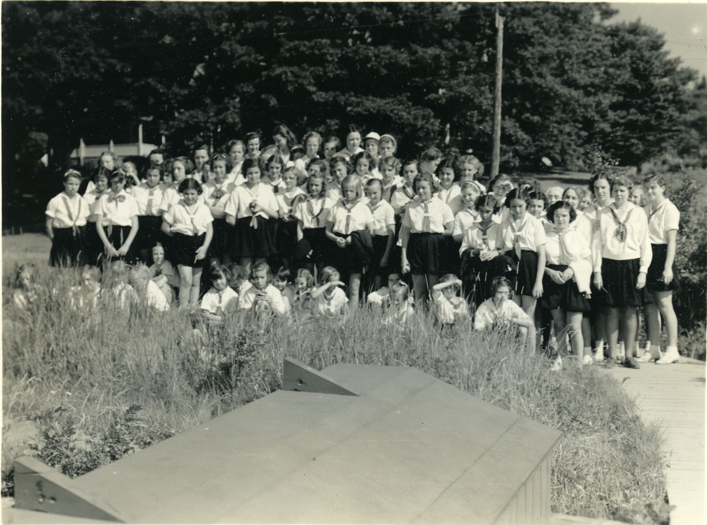 Y.W.C.A. GROUP AT SORRENTO