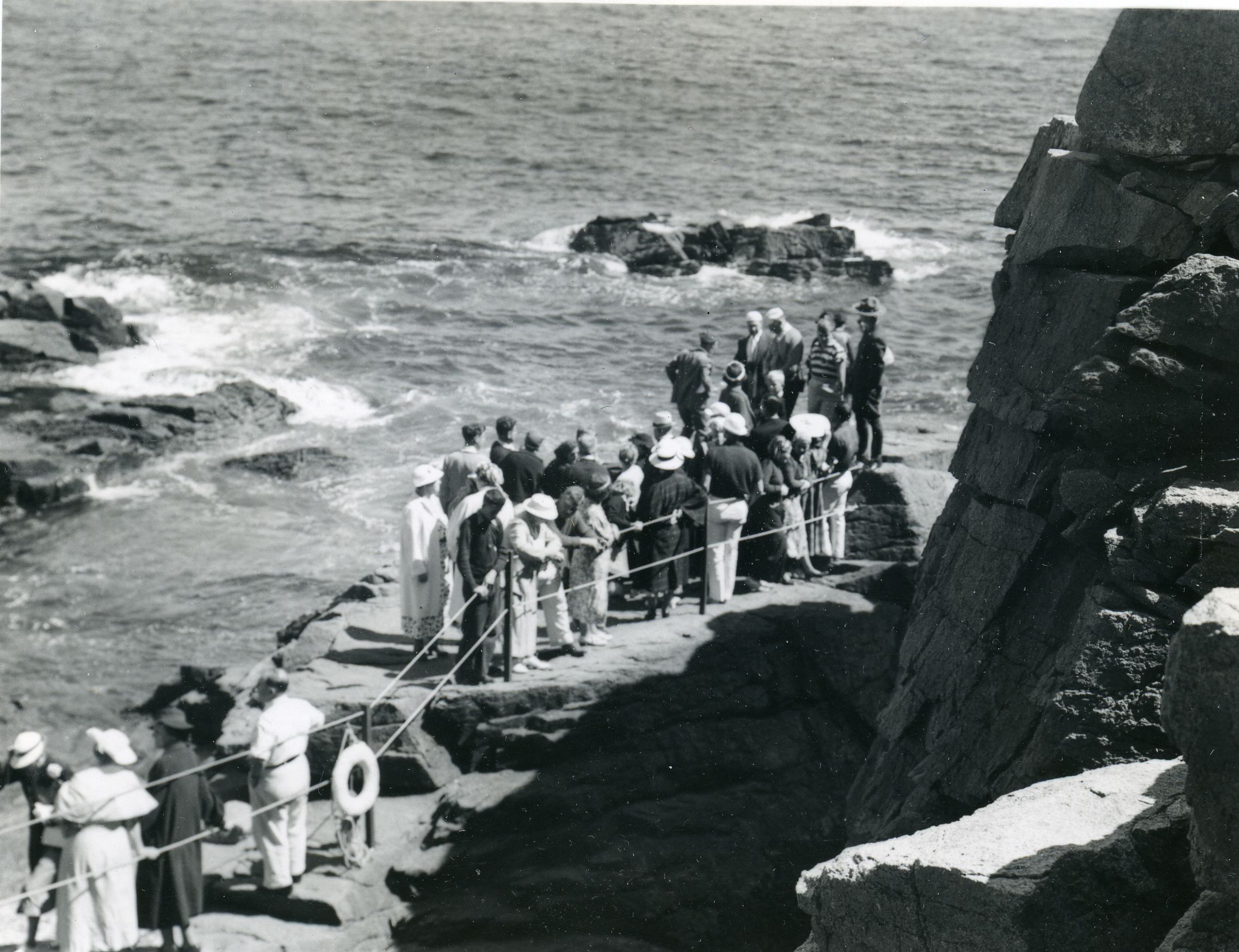 MANVILLE AT THUNDER HOLE