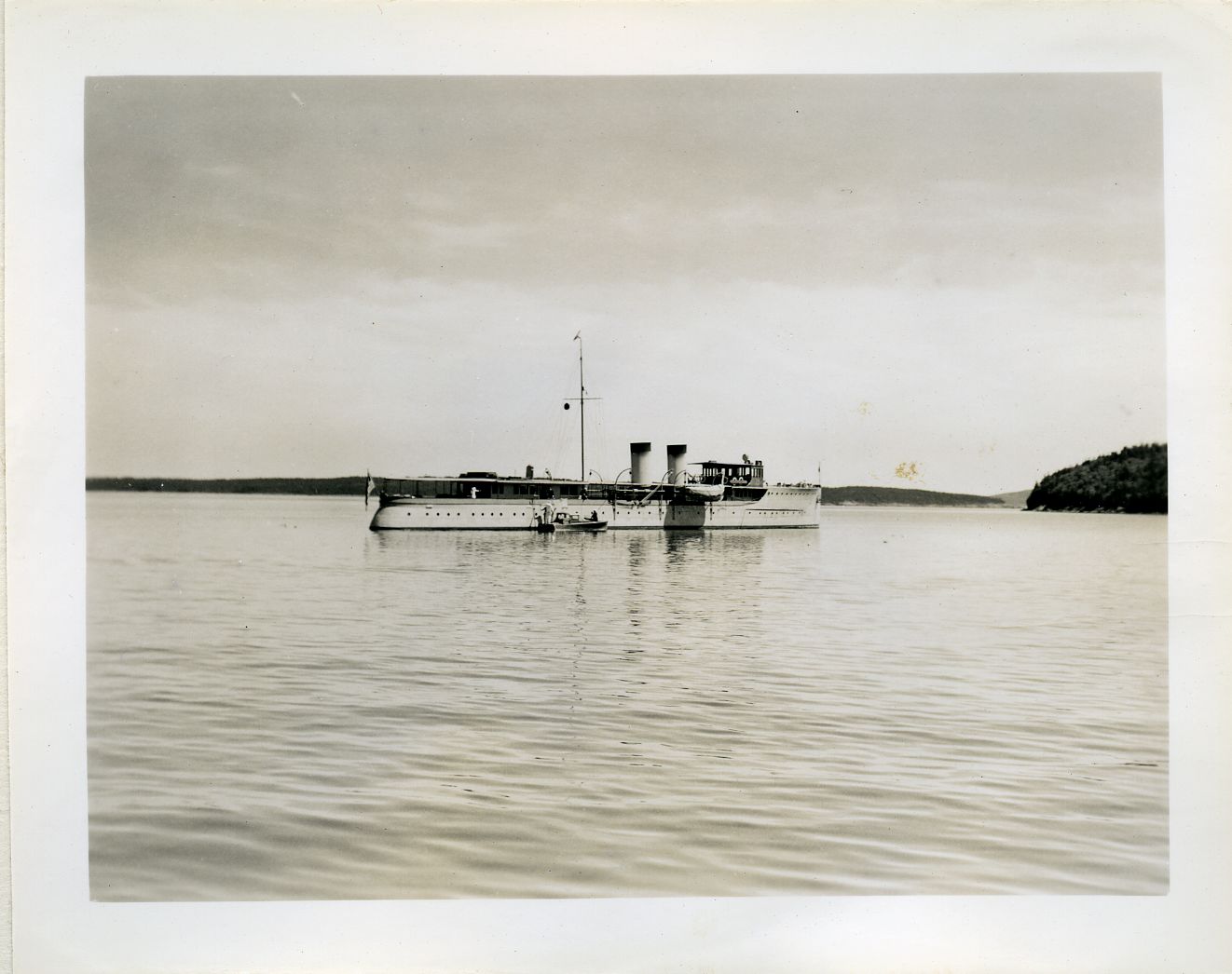 VANDERBILTS' "WINCHESTER"