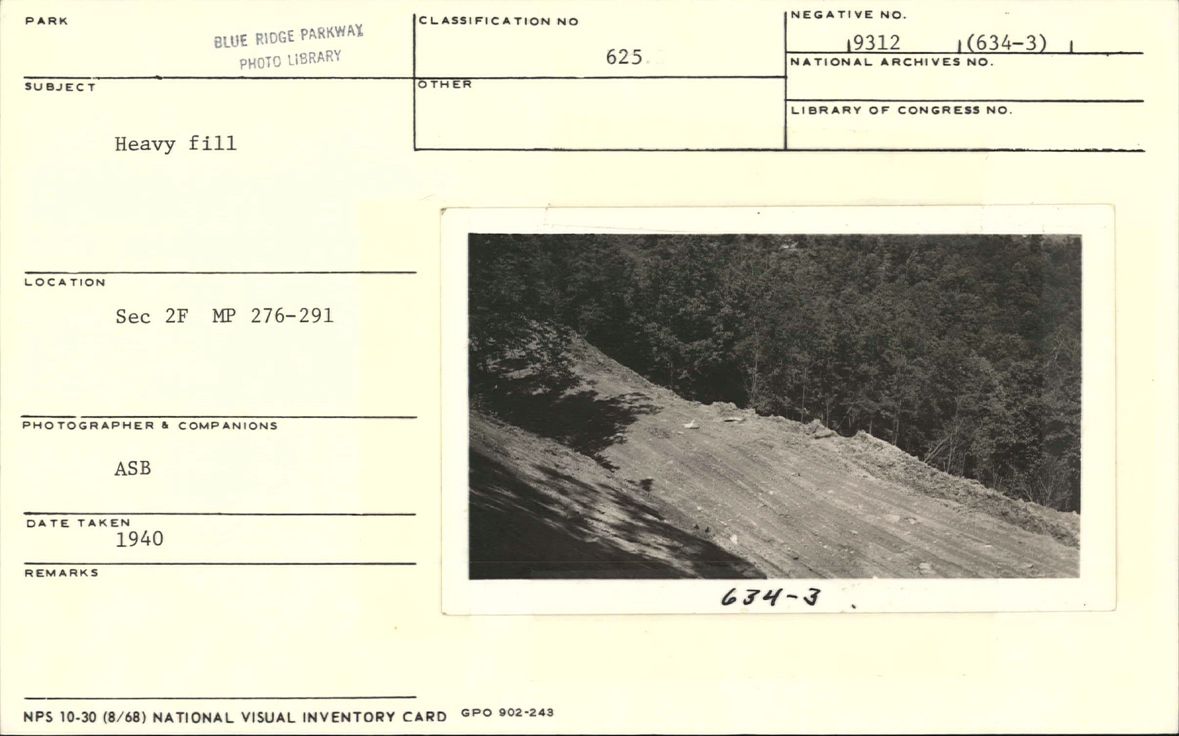 Heavy fill along edge of Parkway