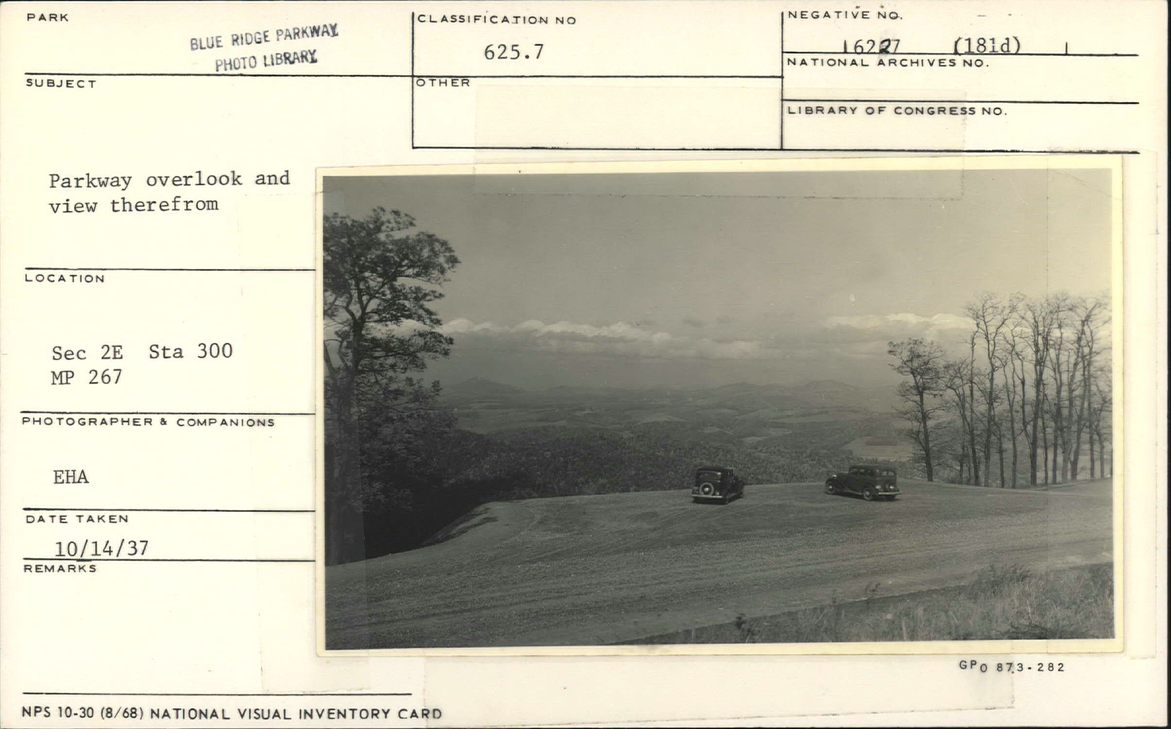 Mt. Jefferson Parking Overlook