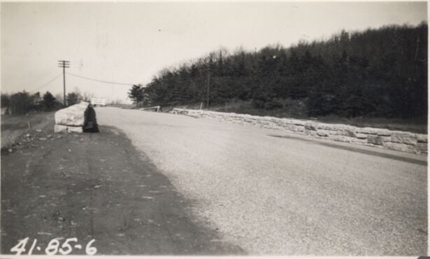 Looking north along parkway over grade separation structure