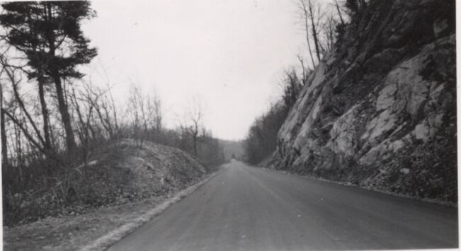 Completed roadway, northward from Station 480
