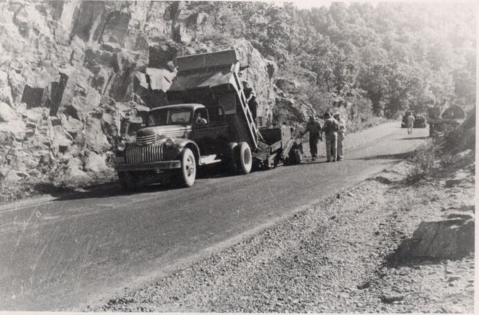 Placing bottom course