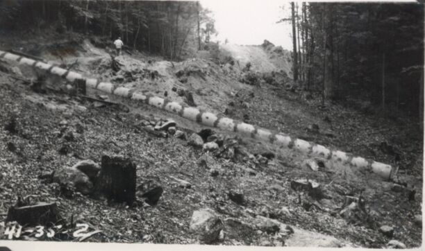 Station 843+41, 30" pipe, grouted joints covered with earth