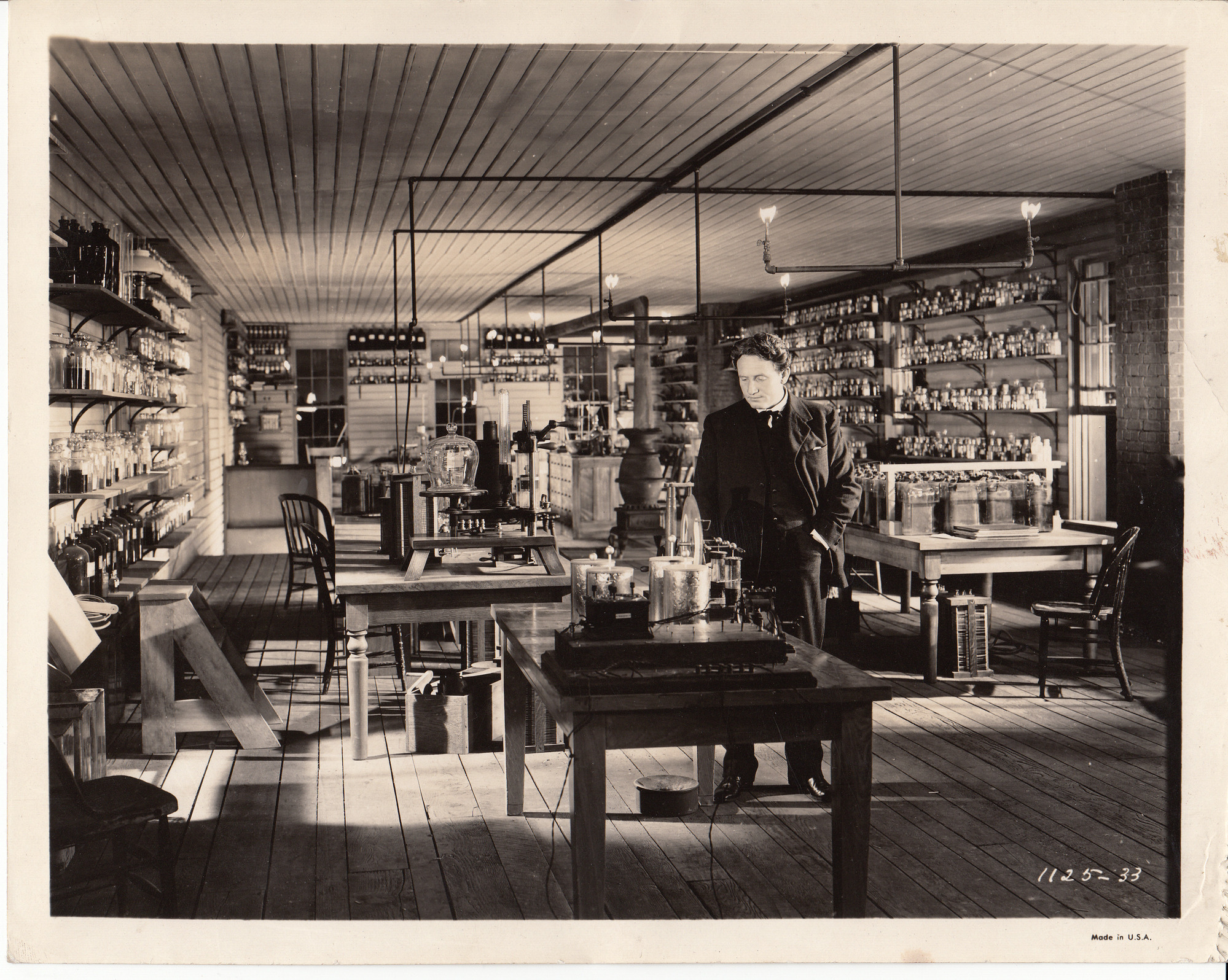 Movie still from "Edison, the Man" with Spencer Tracy as Thomas Edison.