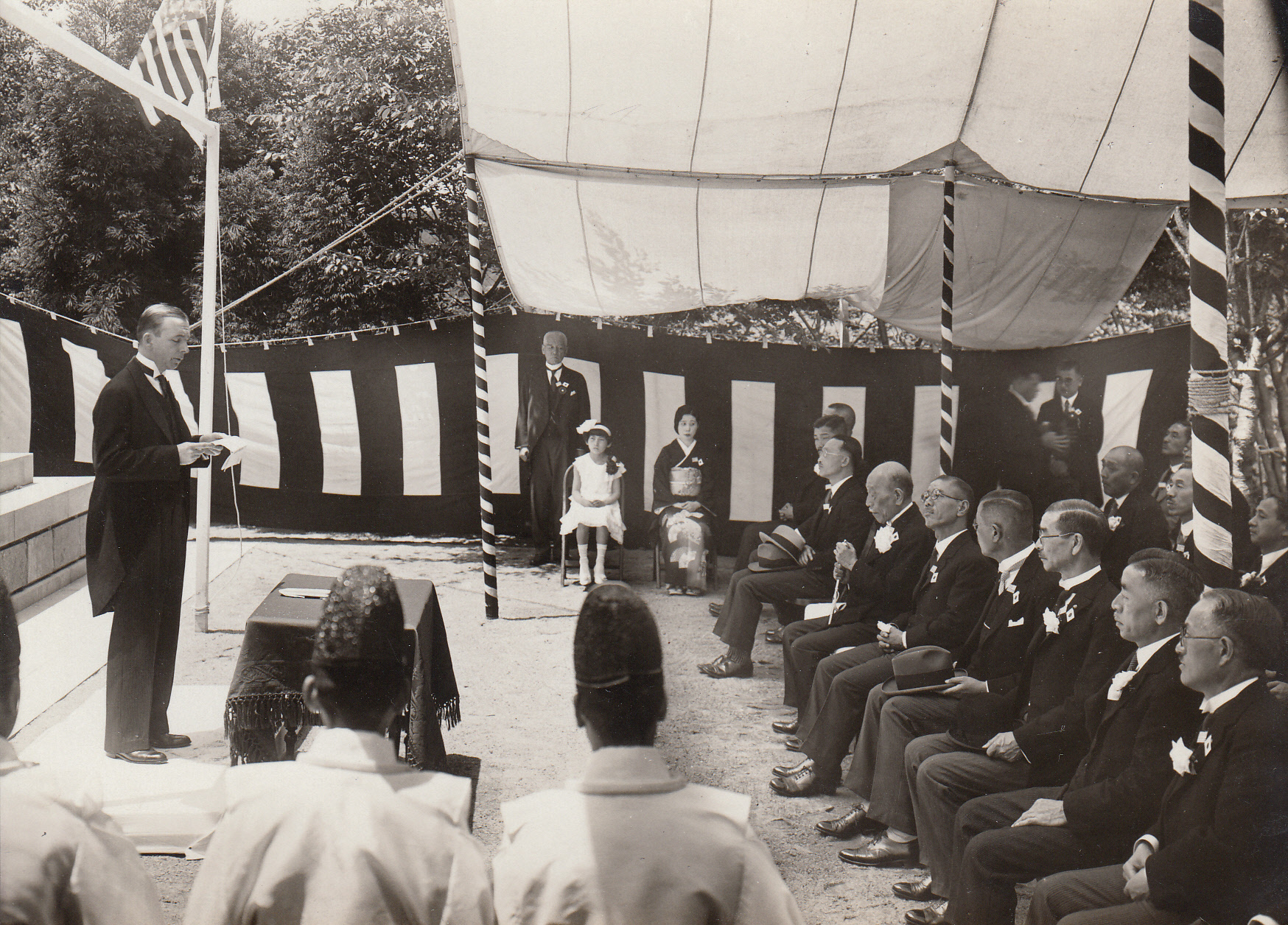 Rededication ceremony for Edison monument.