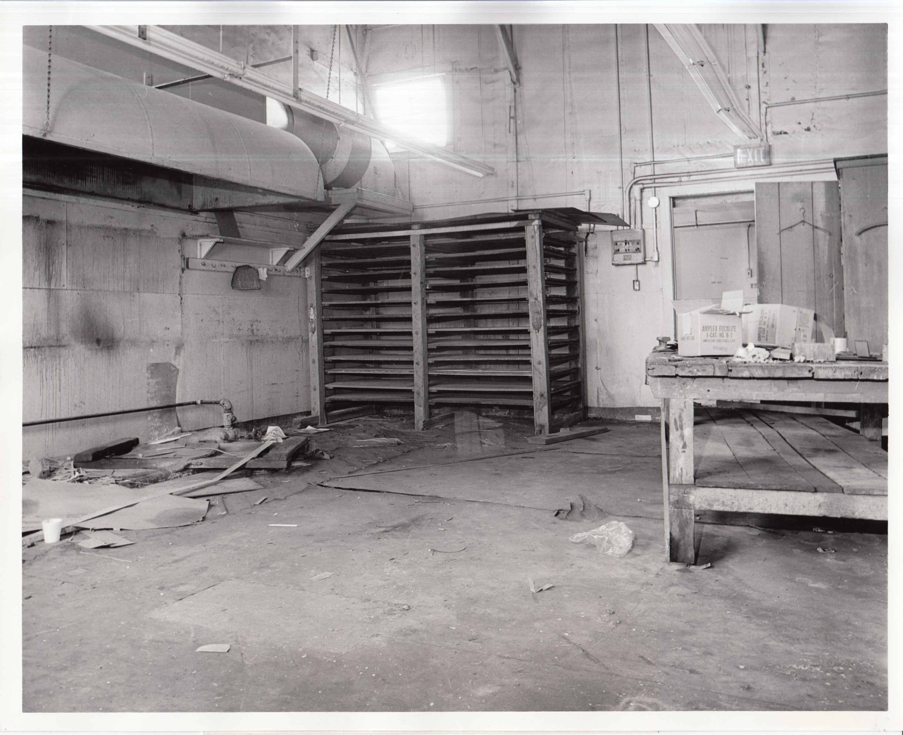Laboratory, Building 22, interior, second floor, facing south.