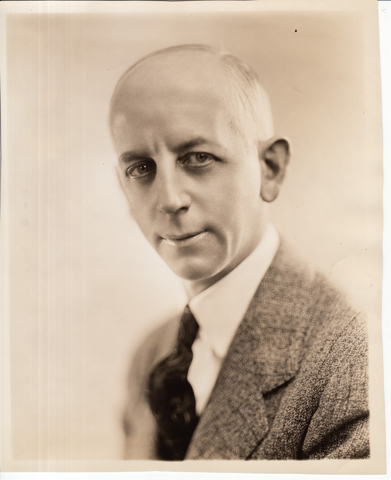 Portrait of Ray Dunn.