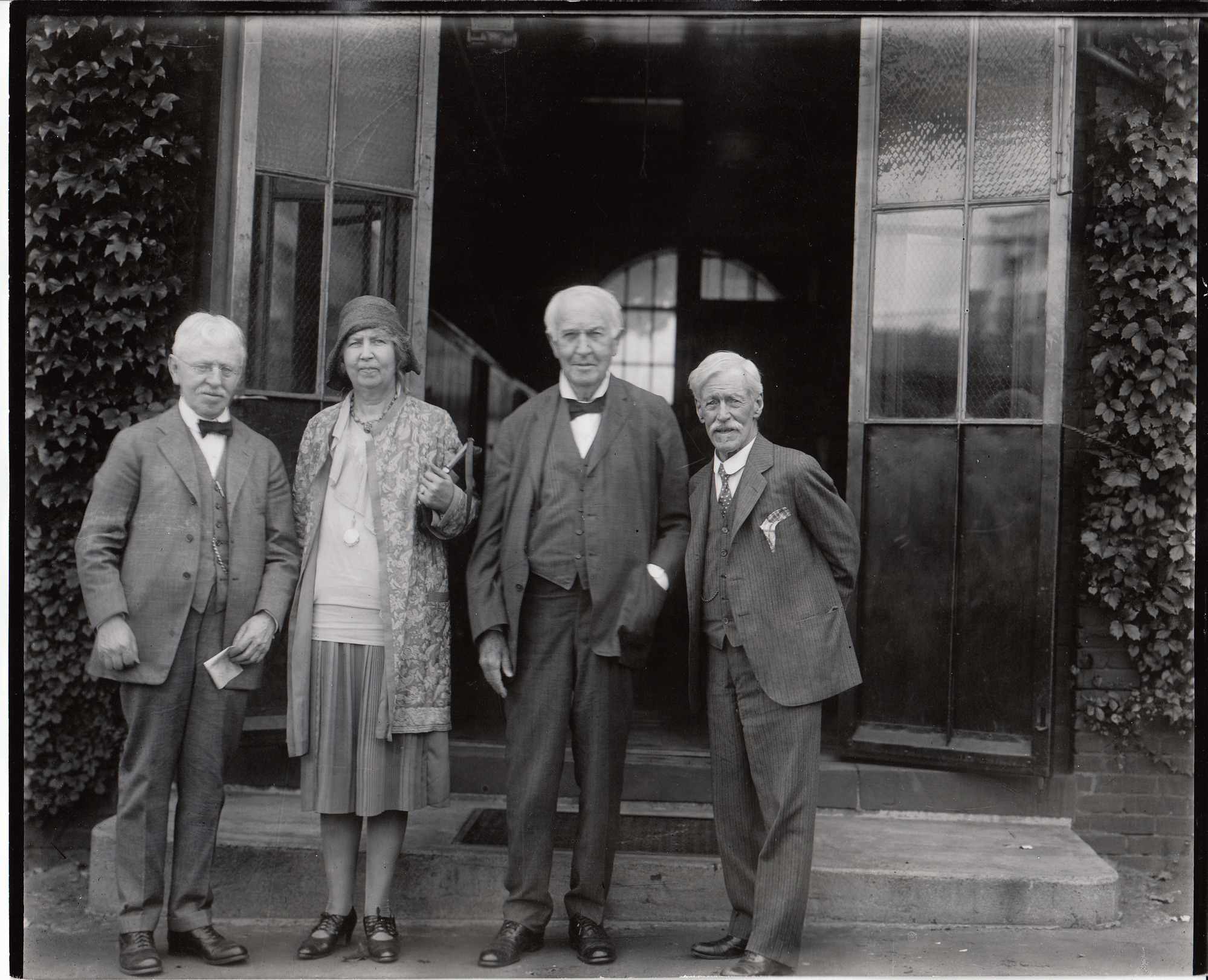 William H. Meadowcroft, "Billy" Sawyer and his wife, with Thomas Edison in front of Building 5 at Edison's West Orange Laboratory.