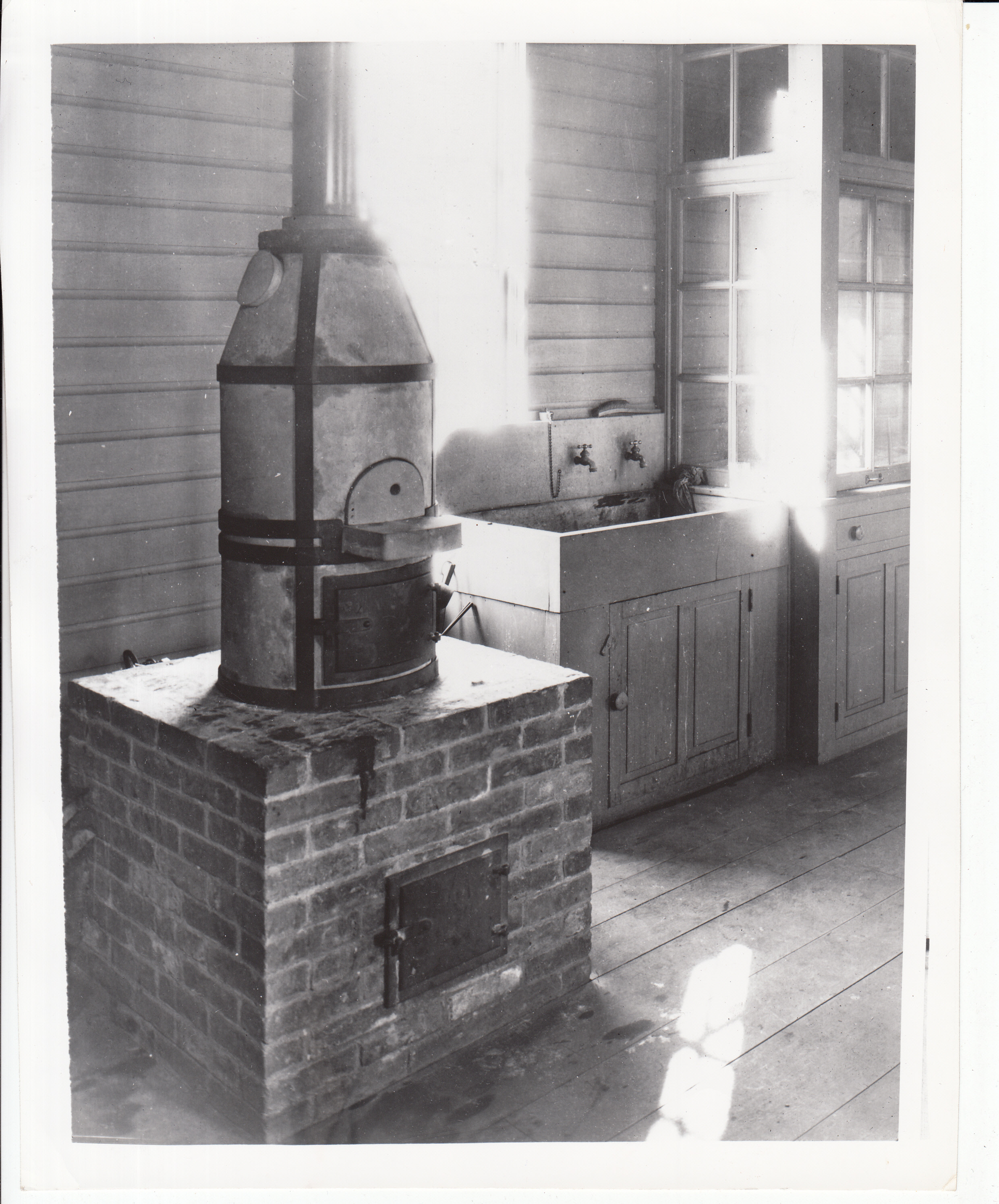 Menlo Park Laboratory building reconstructed at Dearborn, Michigan, interior, detail of carbonizing furnace.