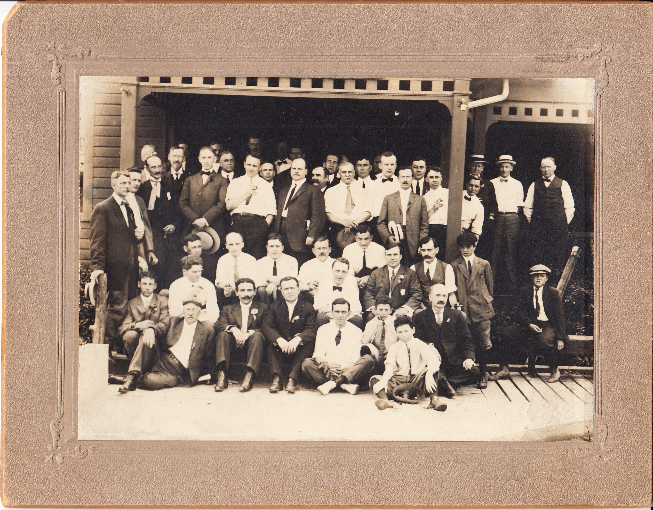 Workers employed at Harrison Lamp Works between 1907 and 1917.