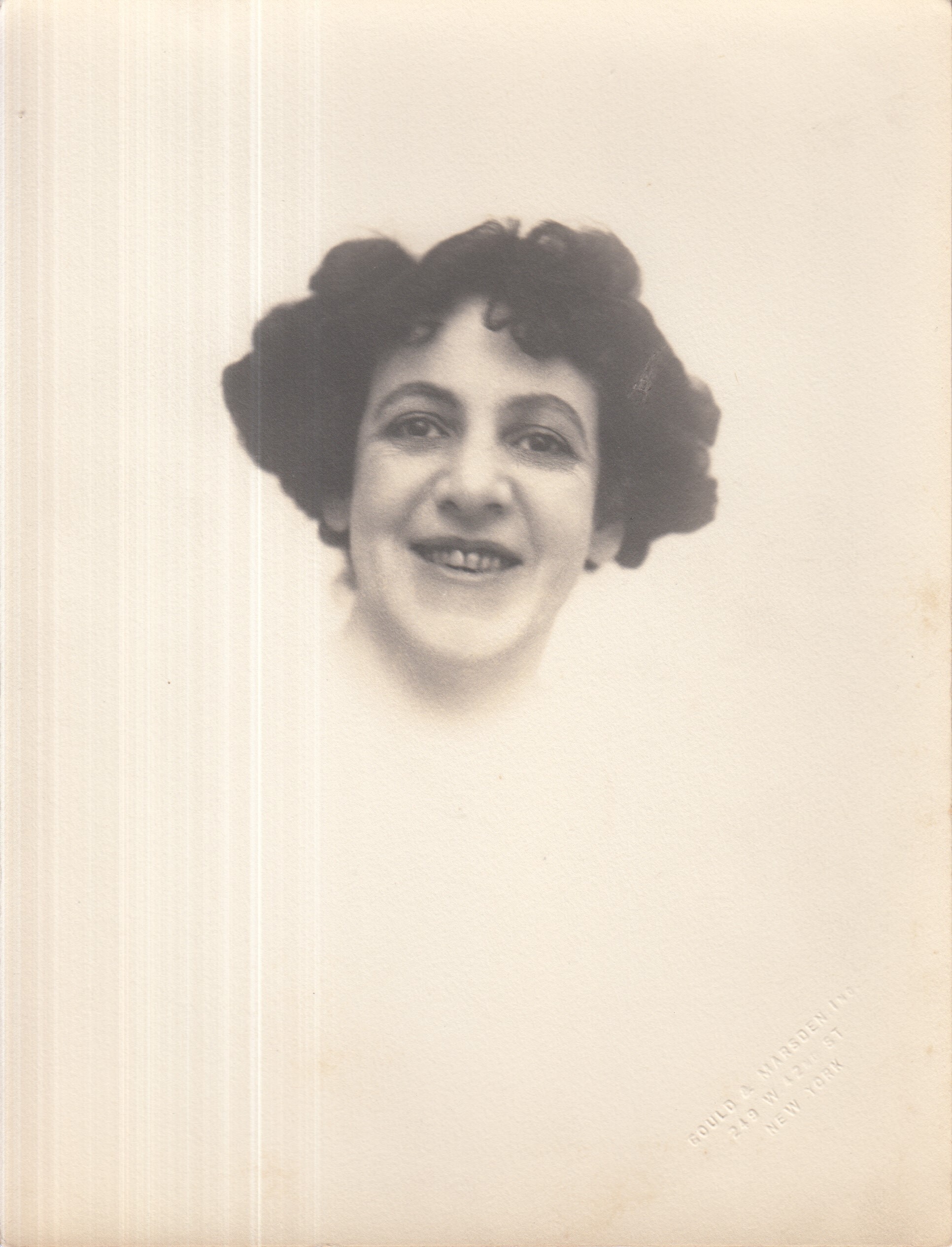 Portrait of an unidentified actress, Edison motion picture artist.