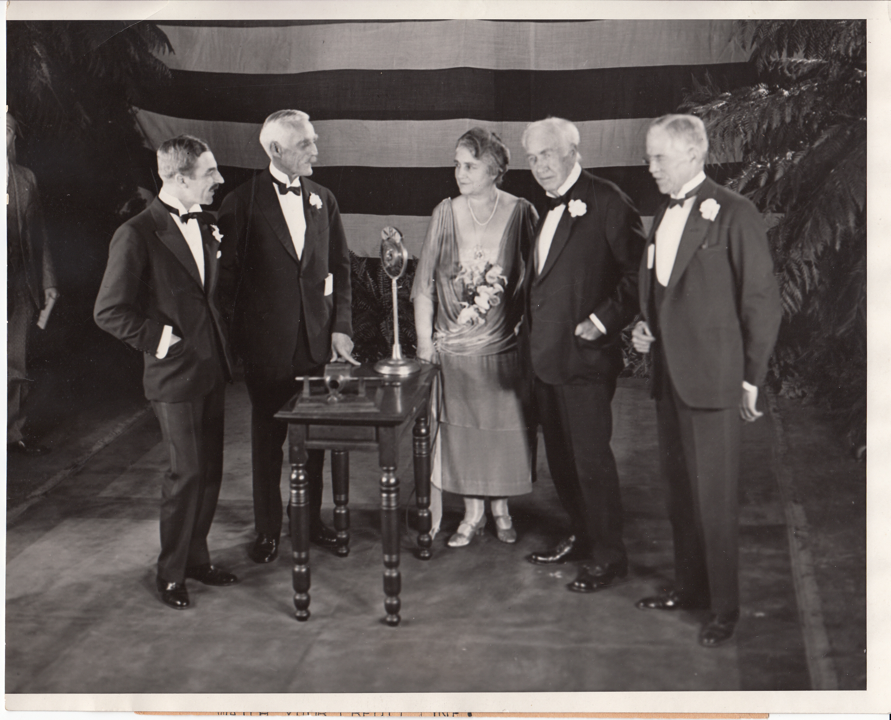 Congressional Medal presentation, Thomas Edison and Mina Edison with Messrs. Campbell, Mellon, and Hibben.