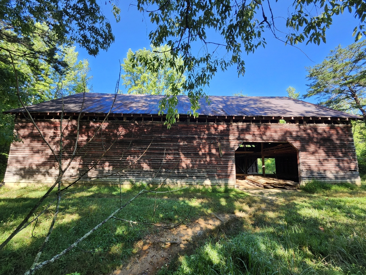 Image of John Oliver Barn
