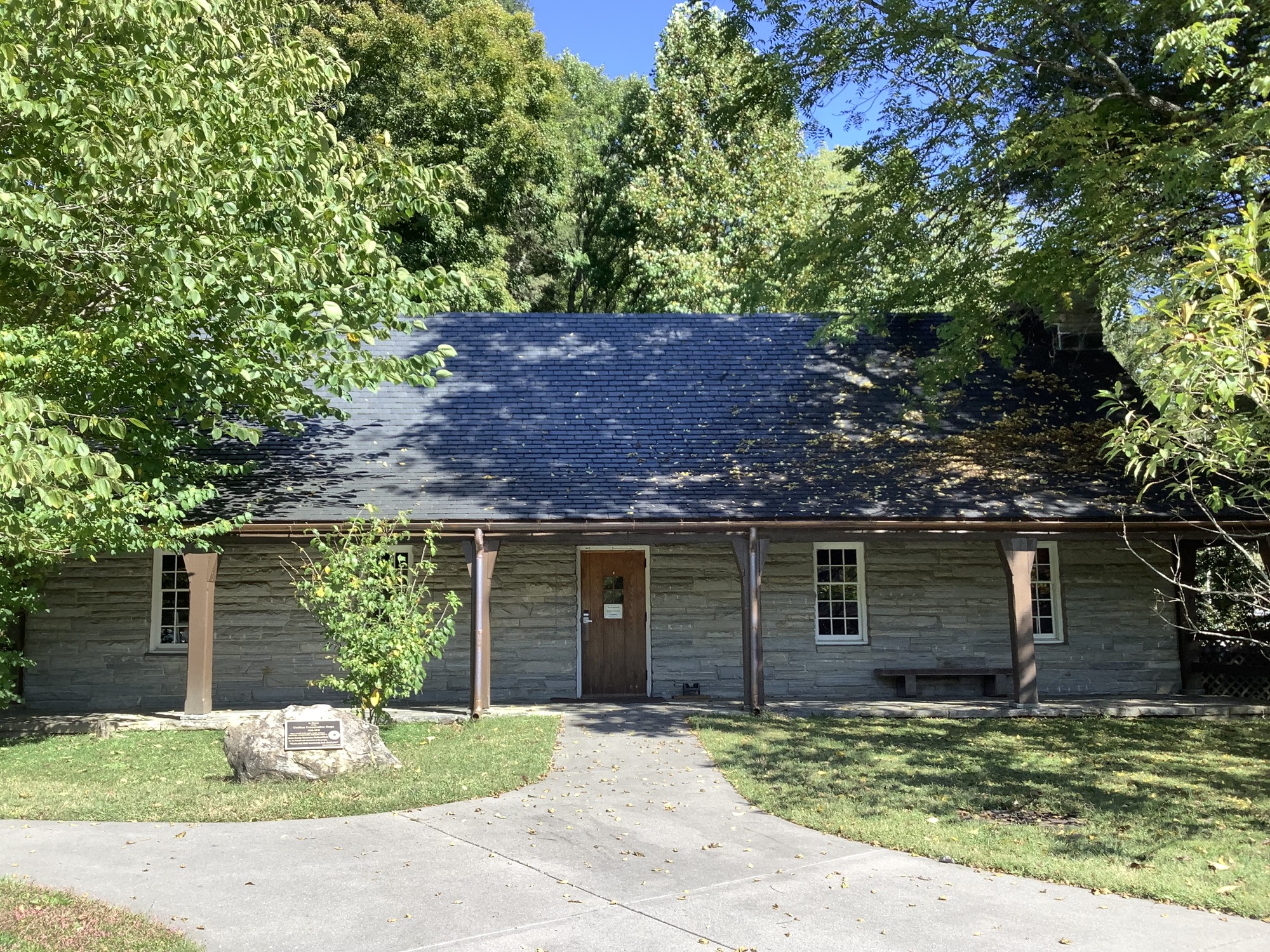 Image of Oconoluftee Administrative Building