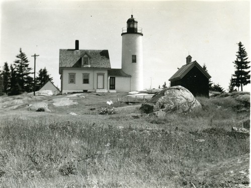BAKERS ISLAND LIGHTHOUSE