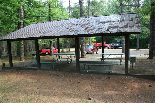 Visitor Center Picnic Area of Horseshoe Bend NMP in 2007