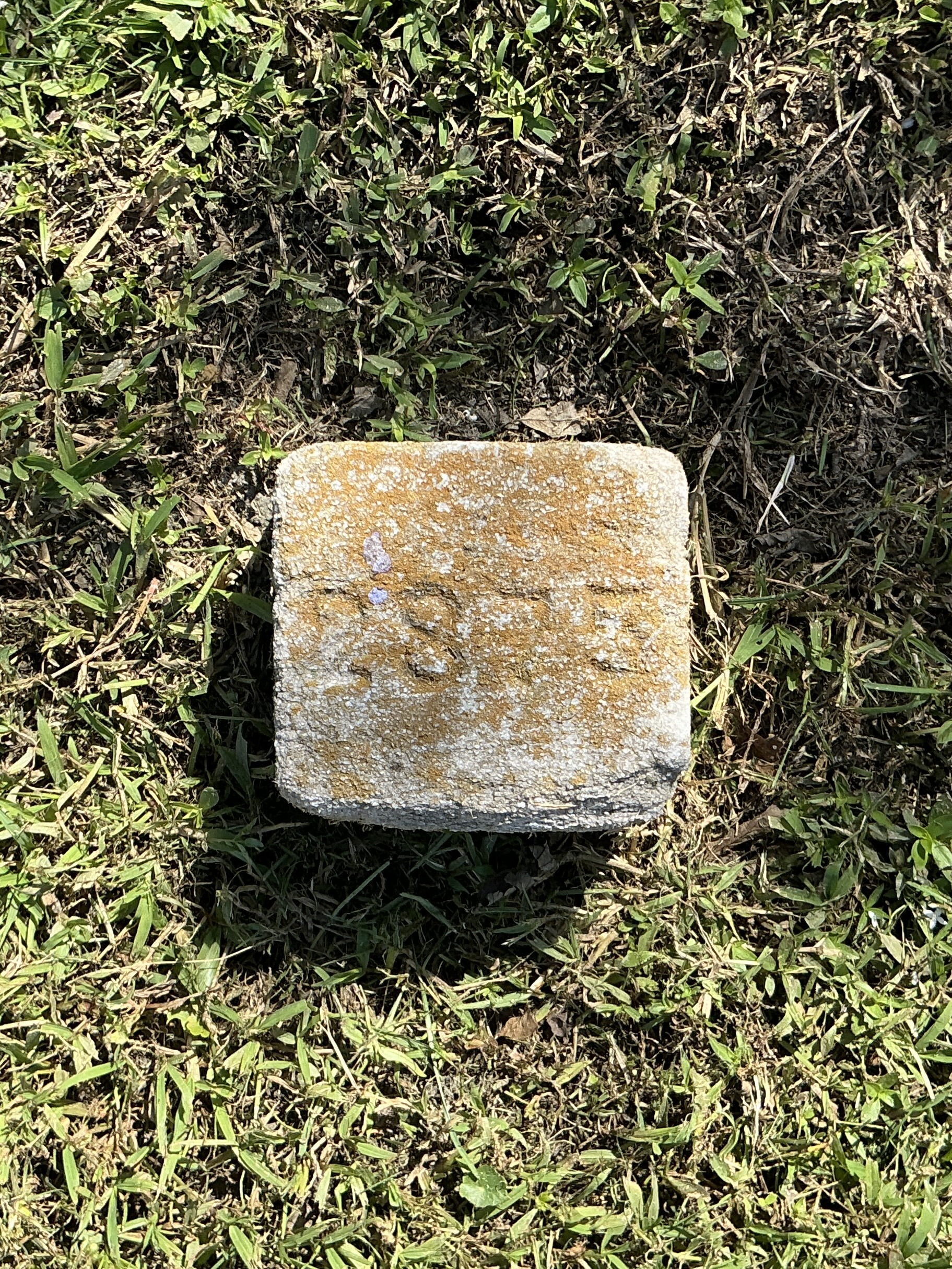 Top of flat marble marker