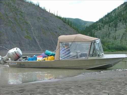 17 Yukon-Charley Rivers National Preserve Peregrine Falcon Survey July 2006