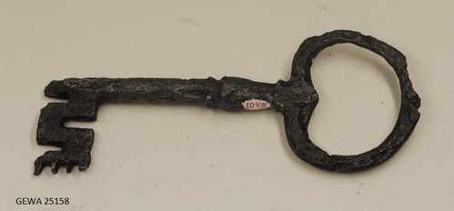Key, iron, heart-shaped inner loop of bow, molded handle