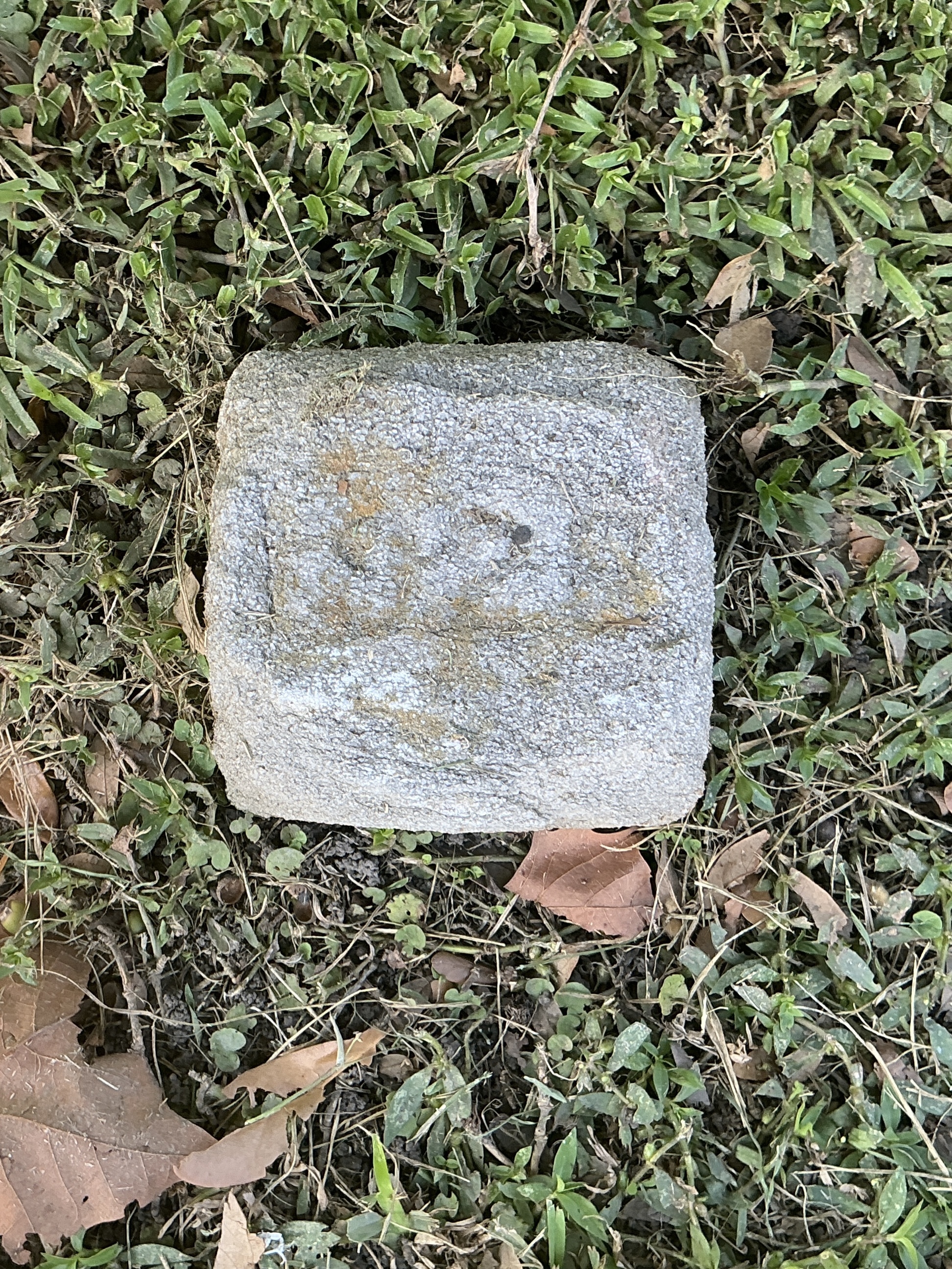 Top of flat marble marker