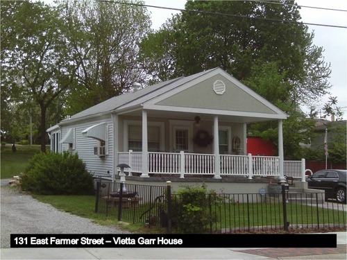 Image of the Post World War II Modern-style Vietta Garr House.