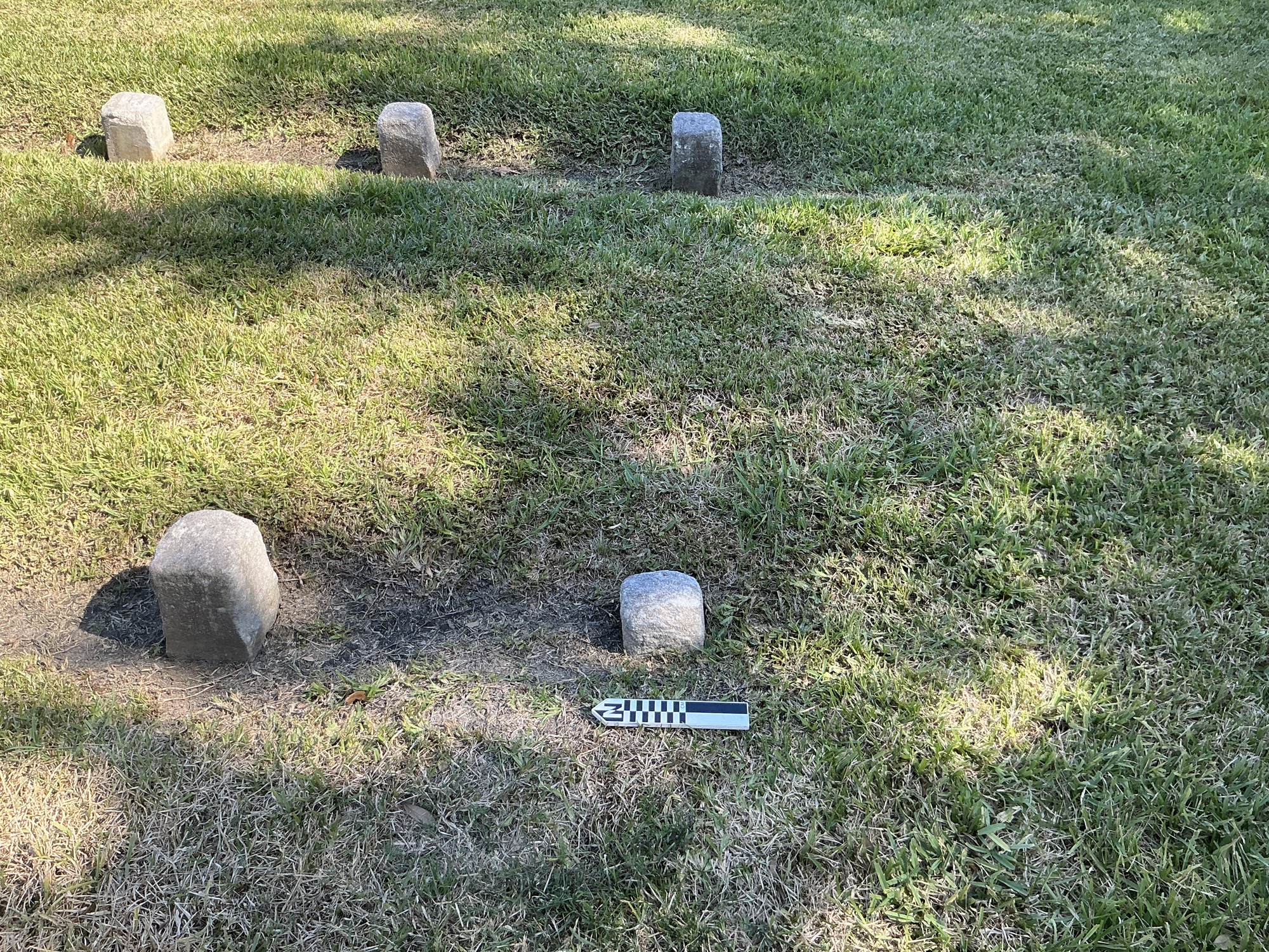 Extra image of flat marble marker