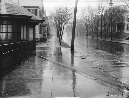 [C5309-C5311] Newark, NJ--Overhead crossing of the Montclair Branch by Roseville Avenue Station