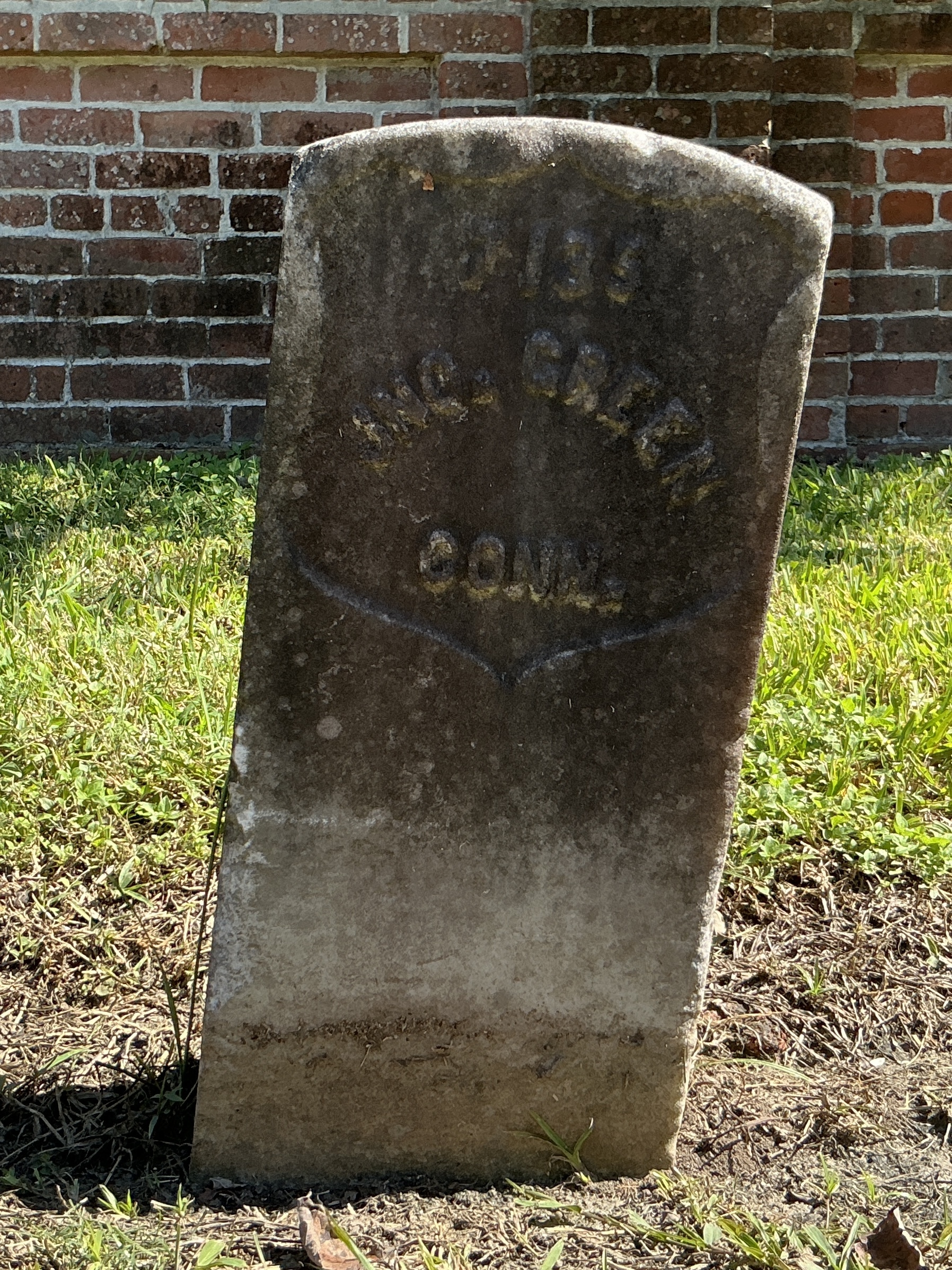 Upright headstone