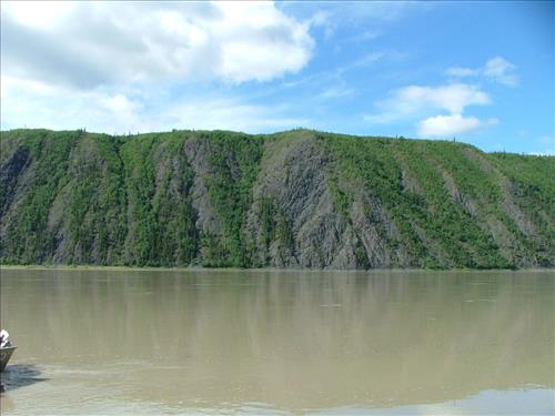 18 Yukon-Charley Rivers National Preserve Peregrine Falcon Survey July 2006