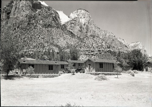 New guest cabins (Utah Parks Company) near cafeteria.