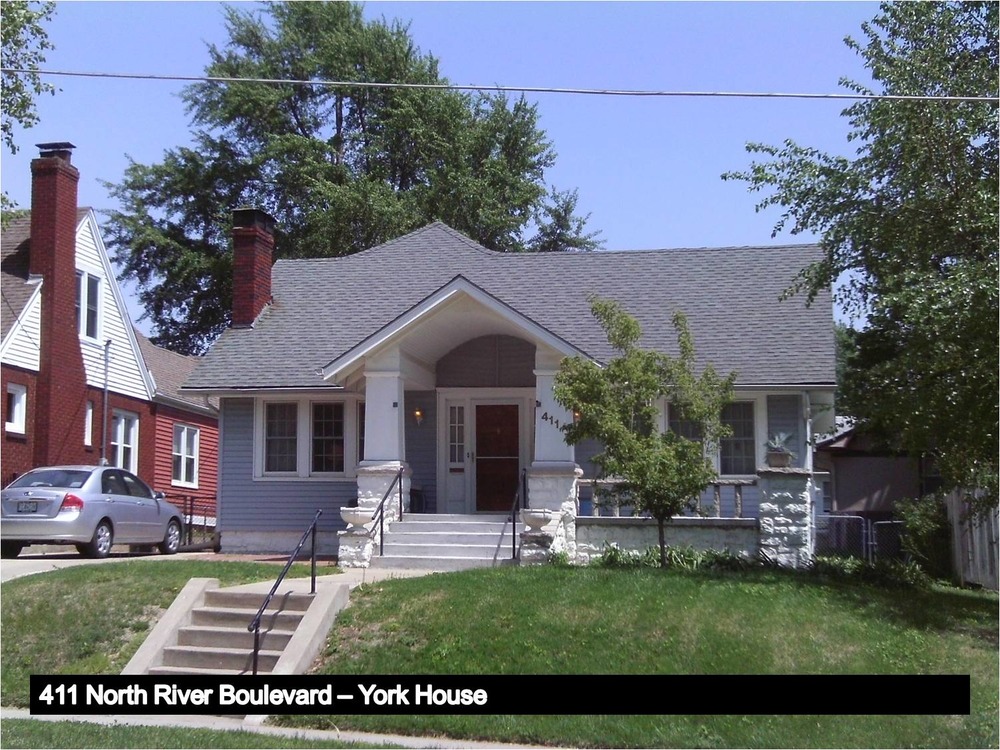 Bungalow style house