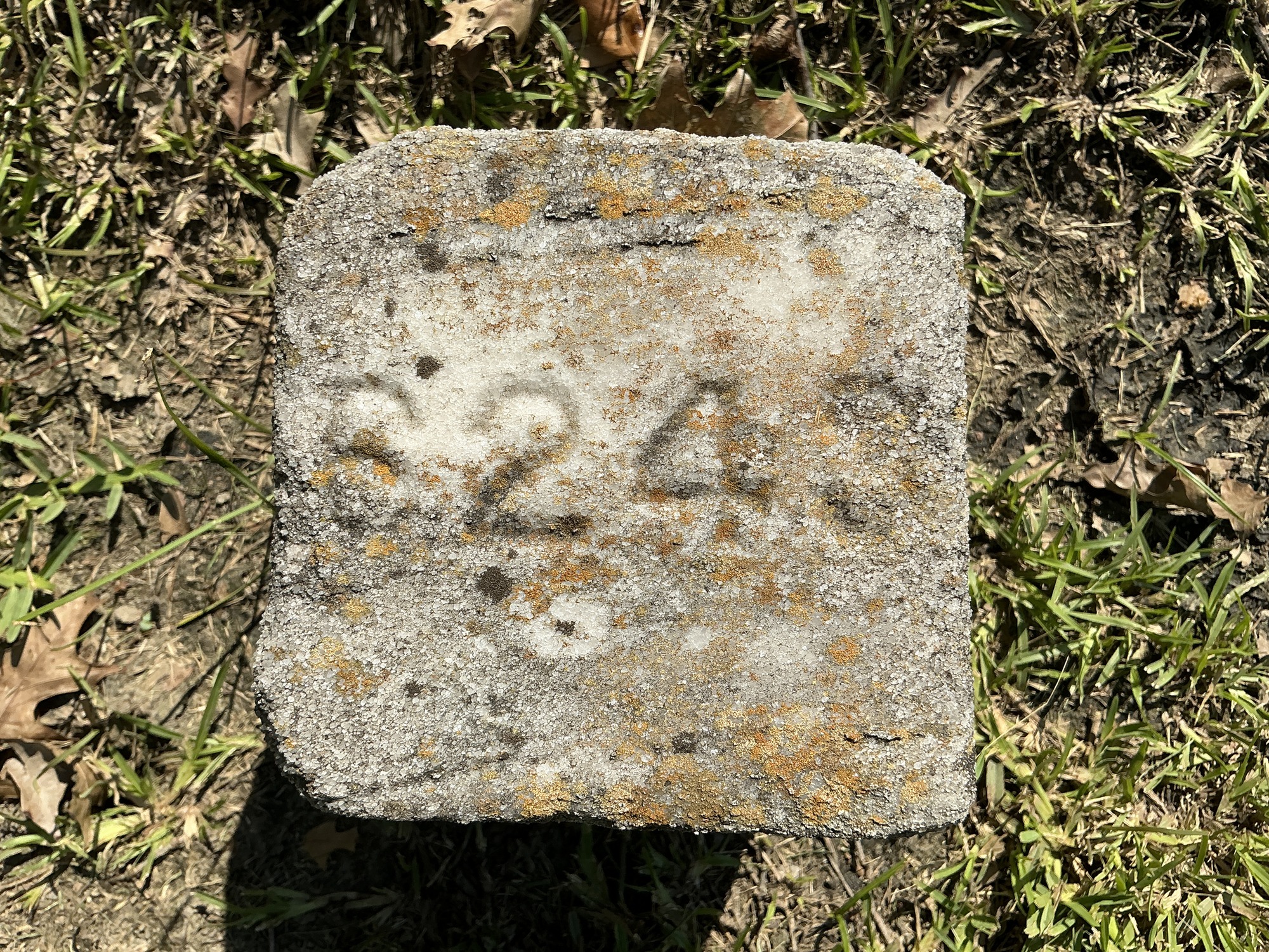 Top of flat marble marker