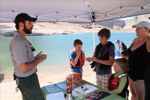 Lake Rangers contacting visitors at Lake Powell
