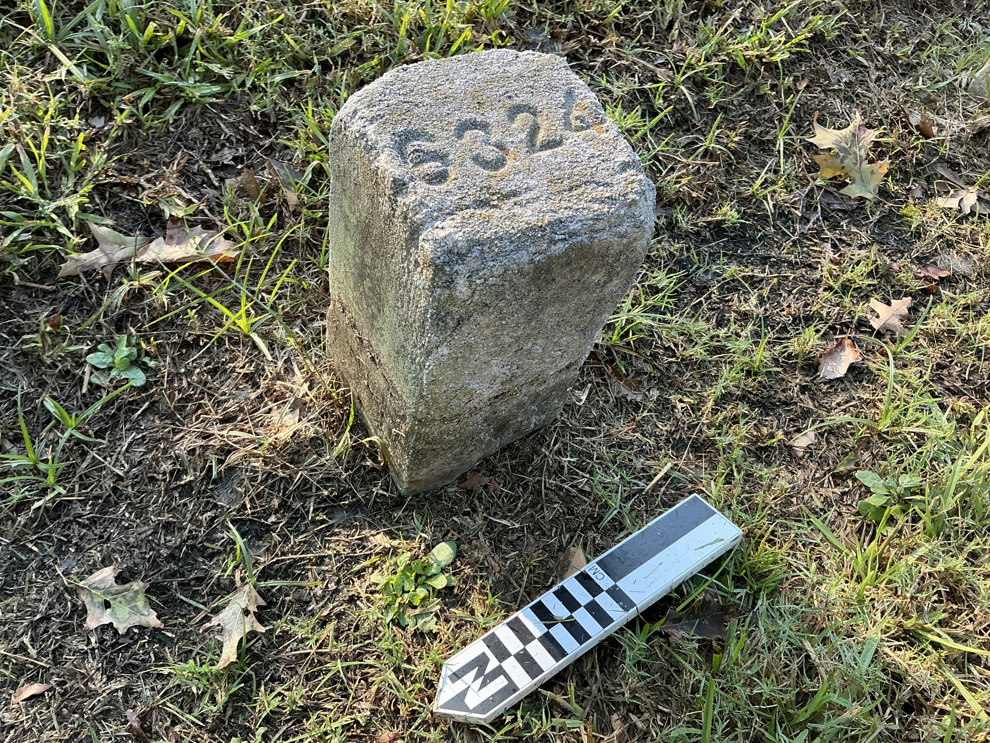 Extra image of flat marble marker