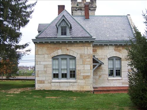 Paint Interior/Exterior of Lodge Building