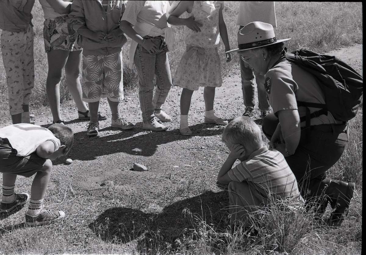 BW Photos of Junior Ranger Activities in Zion.