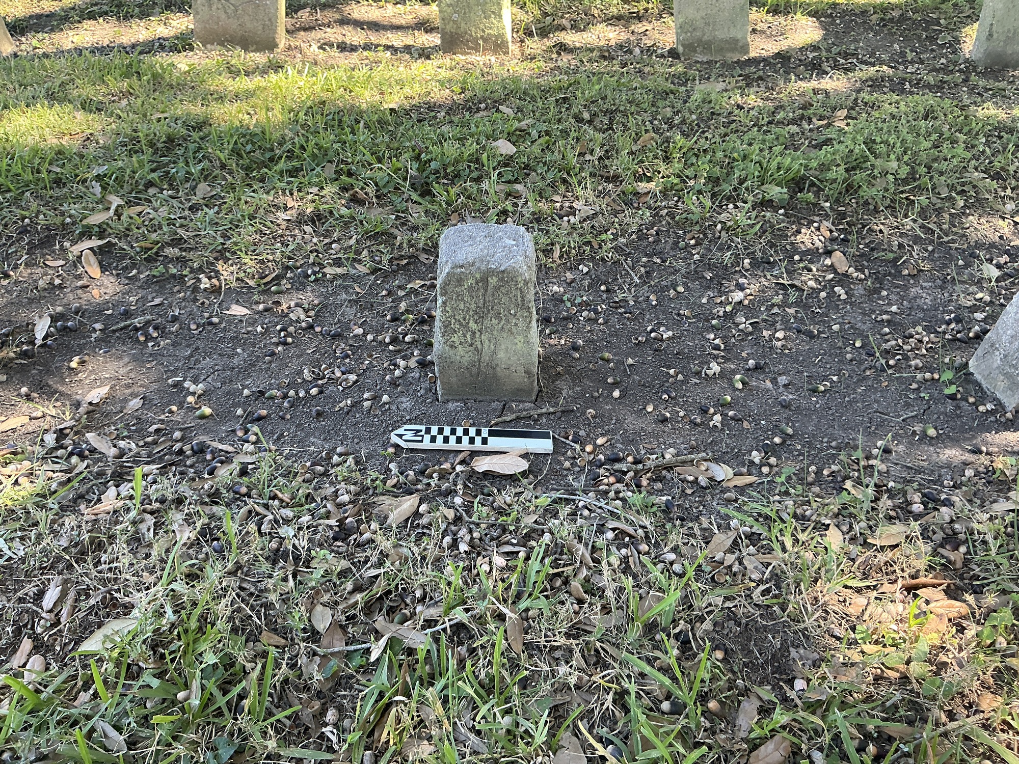 Extra image of flat marble marker