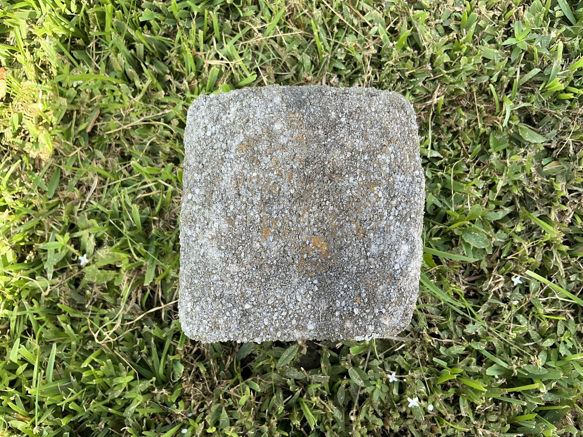 Top of flat marble marker
