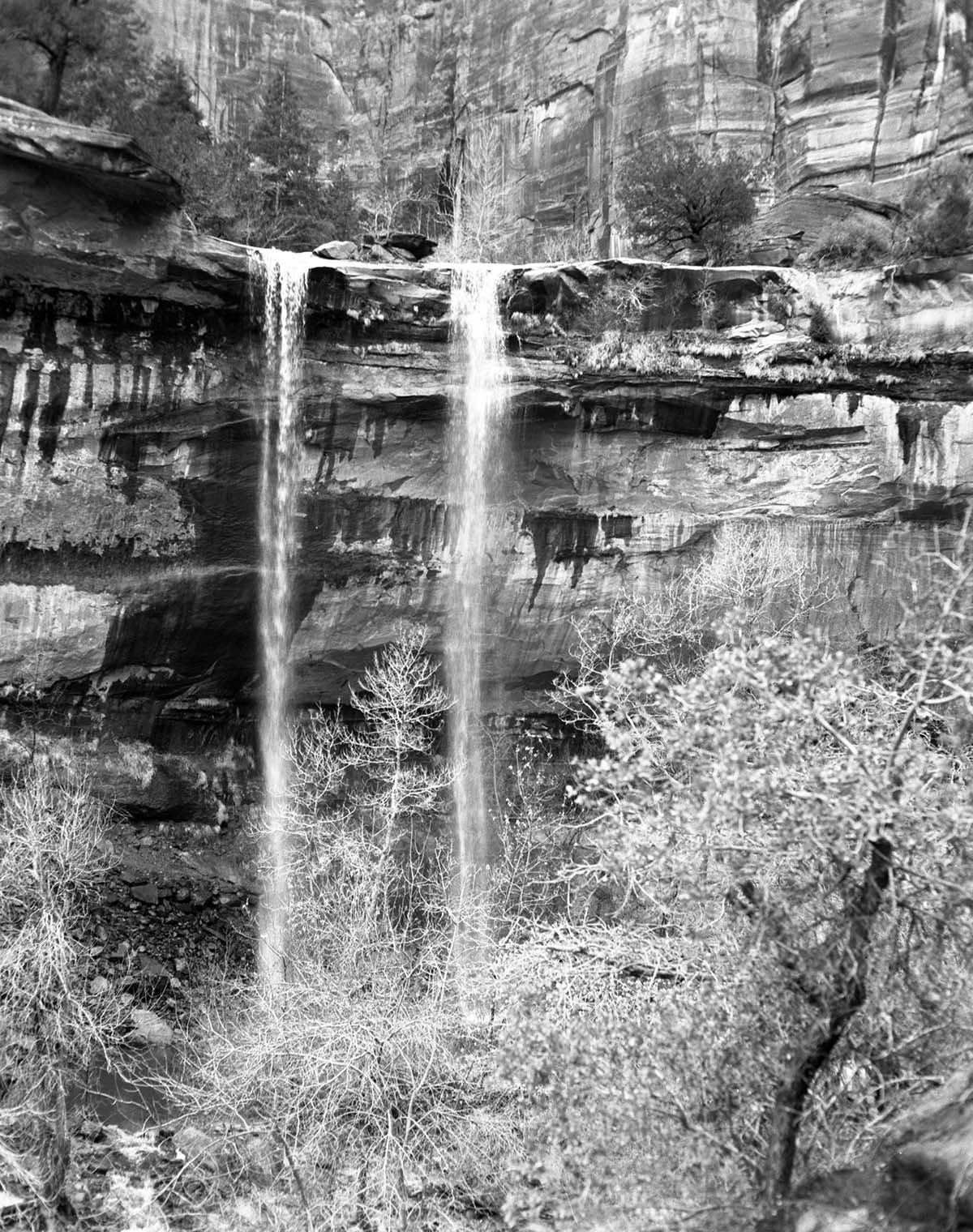 Emerald Pools waterfalls.