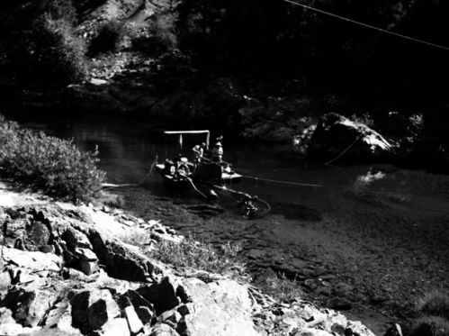 Gold mining by skin divers at Downieville in September 1958