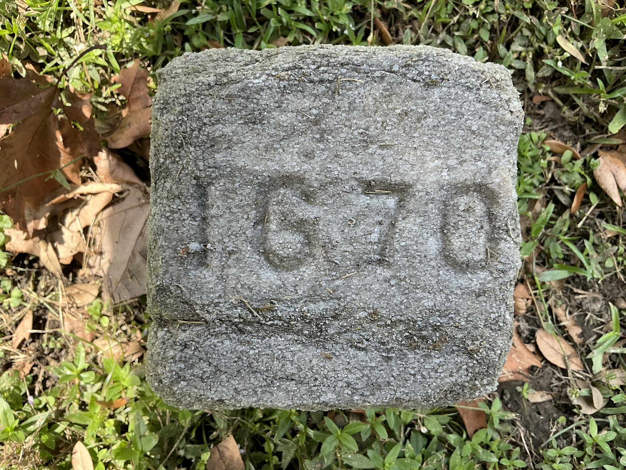 Top of flat marble marker