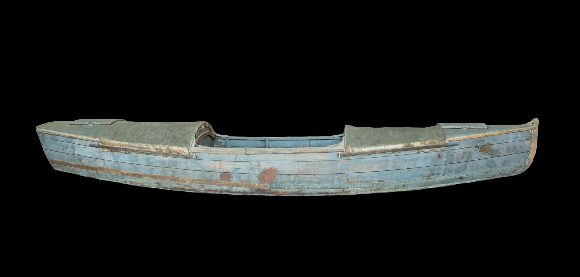This boat was rowed by Juilus Stone on the Galloway Stone Expedition in 1909. It was manufactured in Detroit under Galloway's specific instruction.