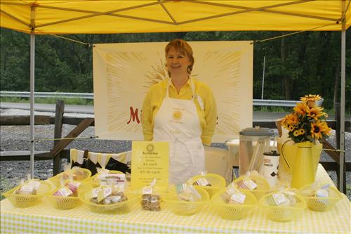 Countryside Farmers' Market vendors 3