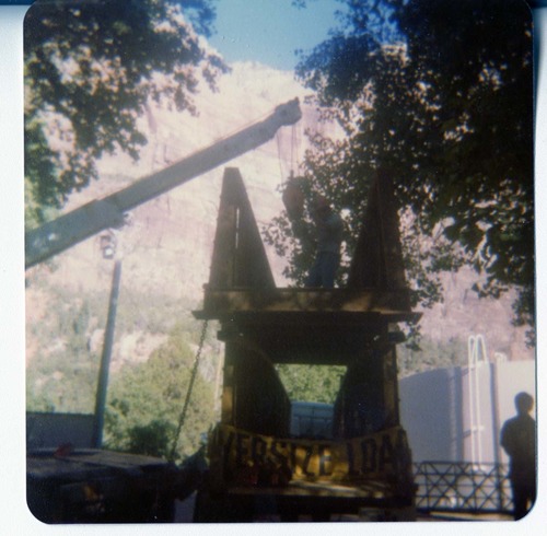 Construction vehicle in operation during the arrival and replacement of the new Birch Creek footbridge.