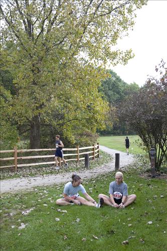 Fall Fun Run stretching