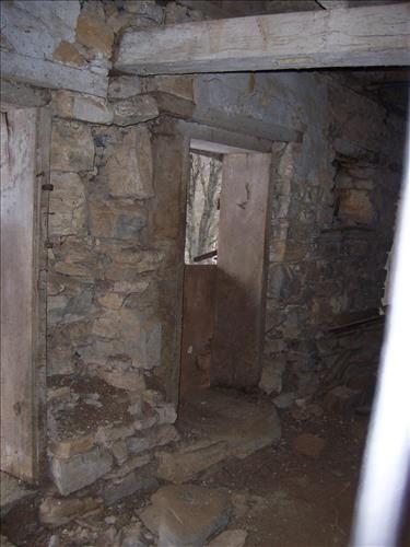 Rebuild repoint Newcomber Barn Foundation Antietam NB Sharpsburg MD.